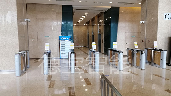 速通門知名品牌是哪個(gè)閘機(jī)廠家？