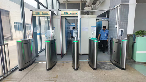 閘機(jī)的基本組成部分是哪些？